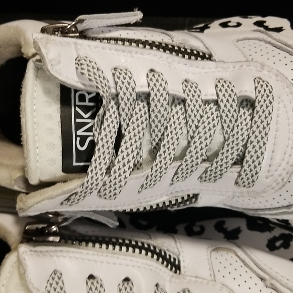 SNKR Project women's Rodeo 2.5 Size 6 - Picture 9 of 15